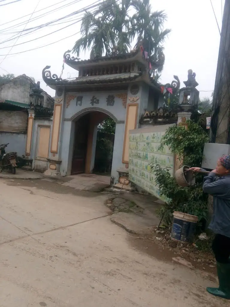 Cổng Chùa Hạ Hòa