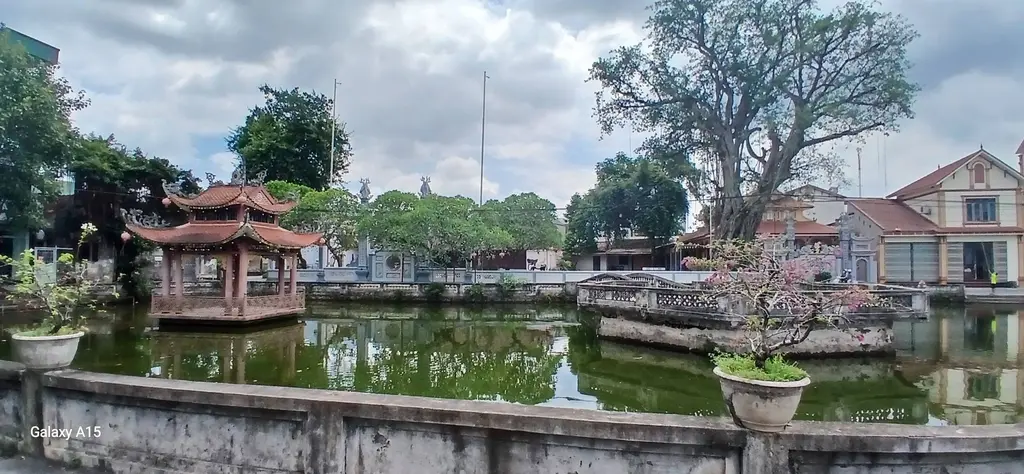 Không gian cảnh quan đình làng Chúc Sơn