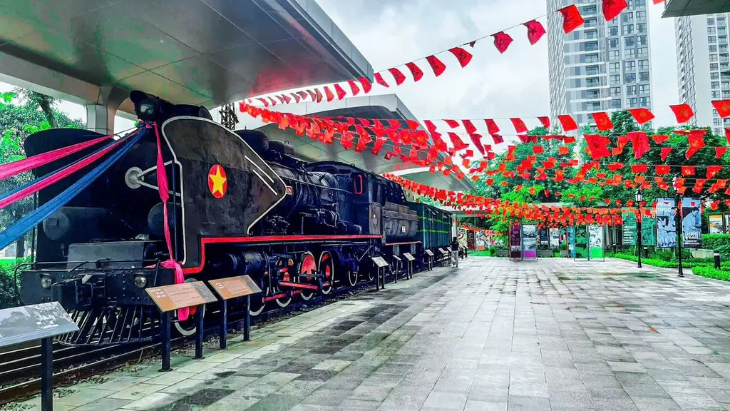 Khu trưng bày Di sản bên ngoài Bảo Tàng Hà Nội
