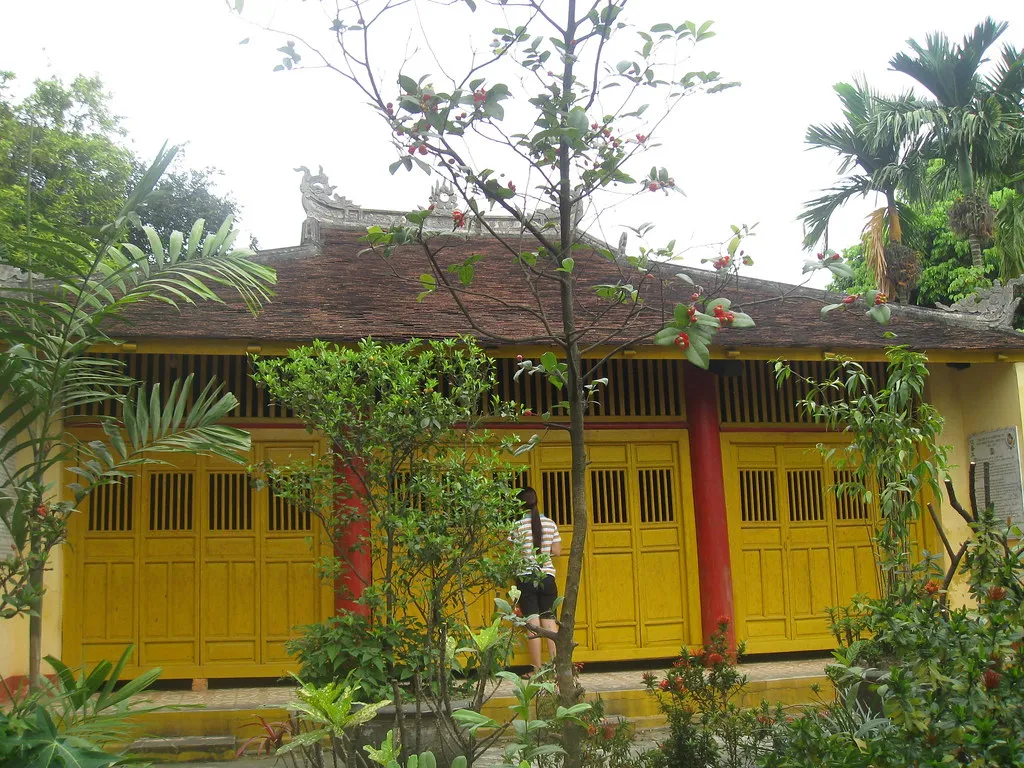 Cảnh quan Phủ Tùng Thiện Vương