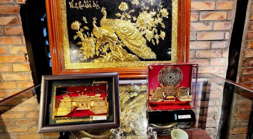 Một số sản phẩm kim hoàn Kế Môn được trưng bày tại Tịnh Tâm Kim Cổ