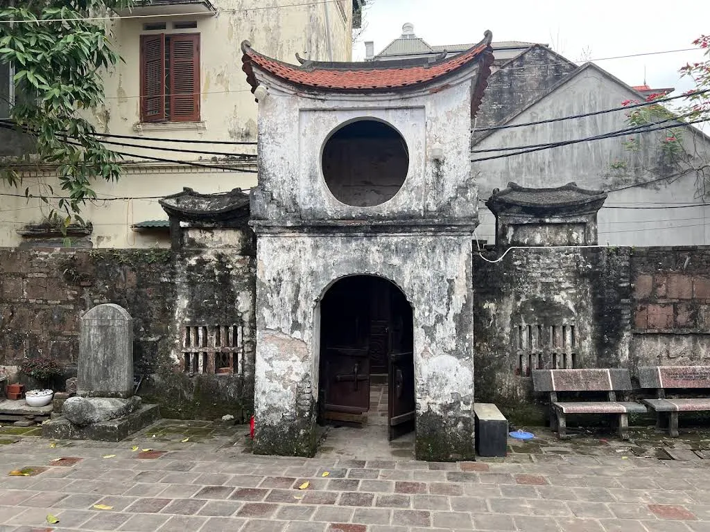 Cảnh quan di tích Văn chỉ Bát Tràng
