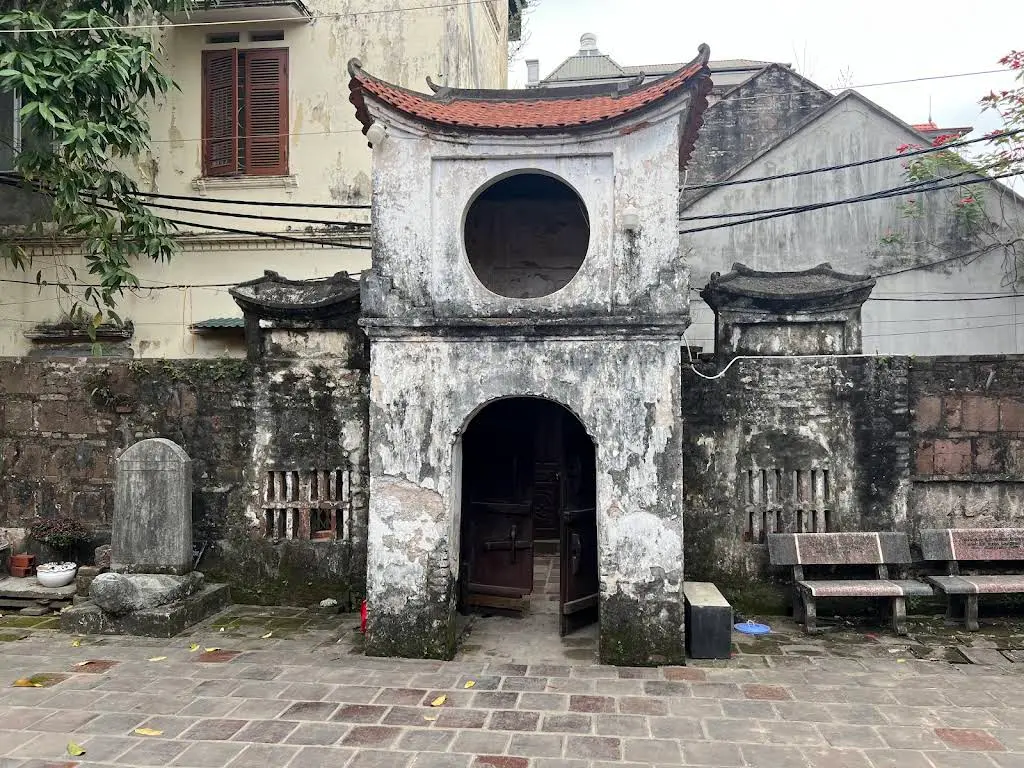Cảnh quan di tích Văn chỉ Bát Tràng