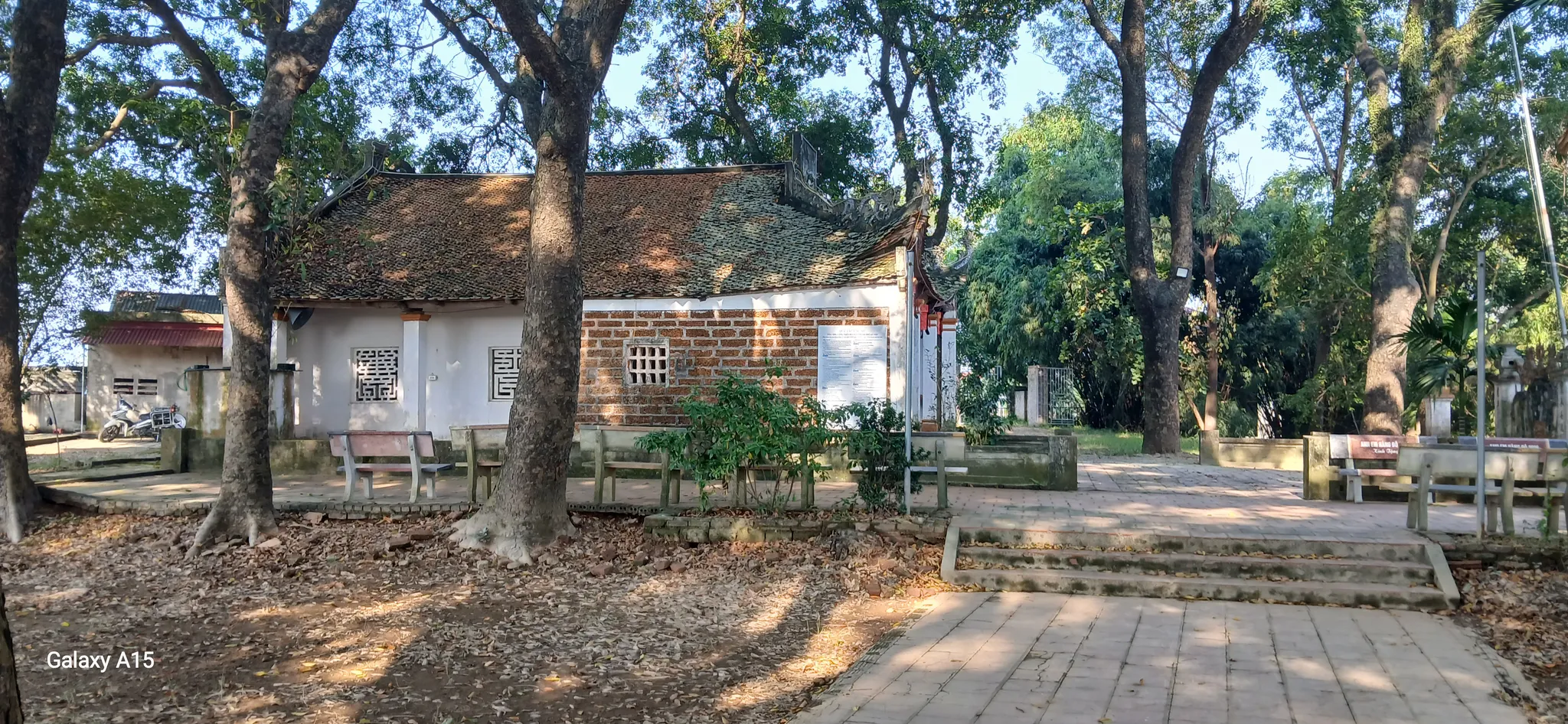 Cảnh quan quán Đừn