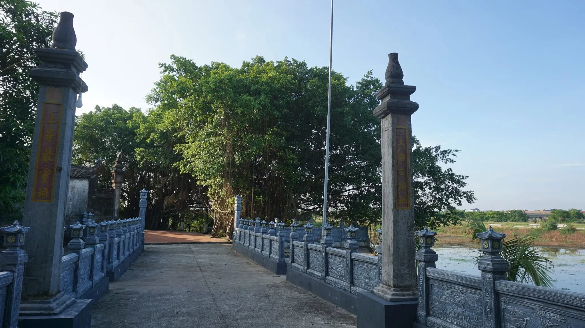 Cảnh quan di tích Miếu Ngọc Tảo