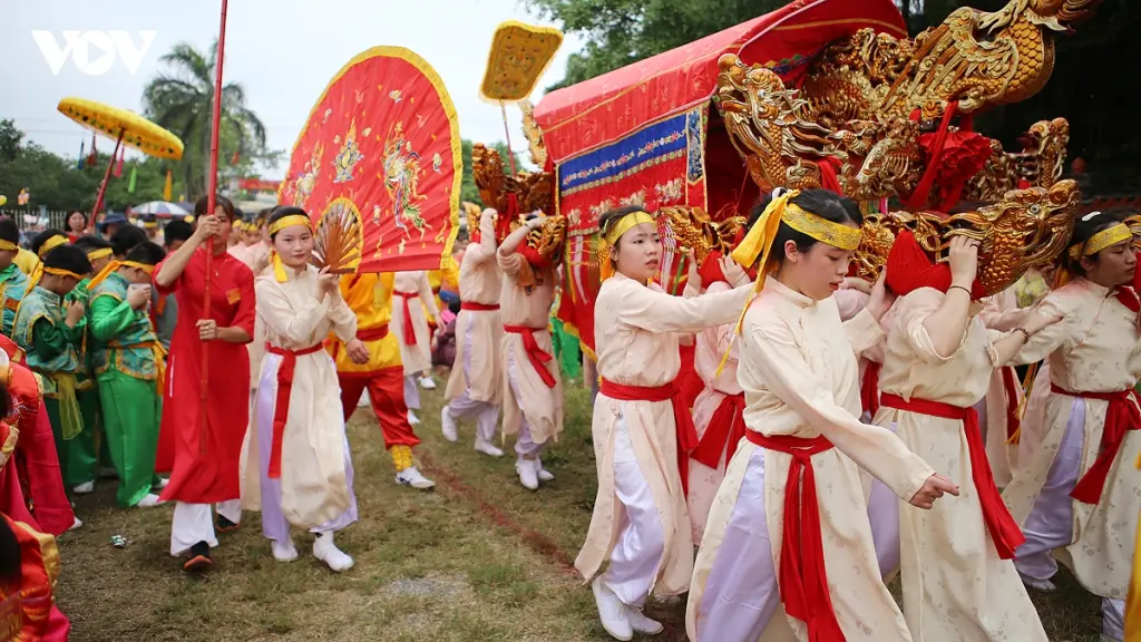 Lễ rước tại Lễ hội Tổng Nam Phù