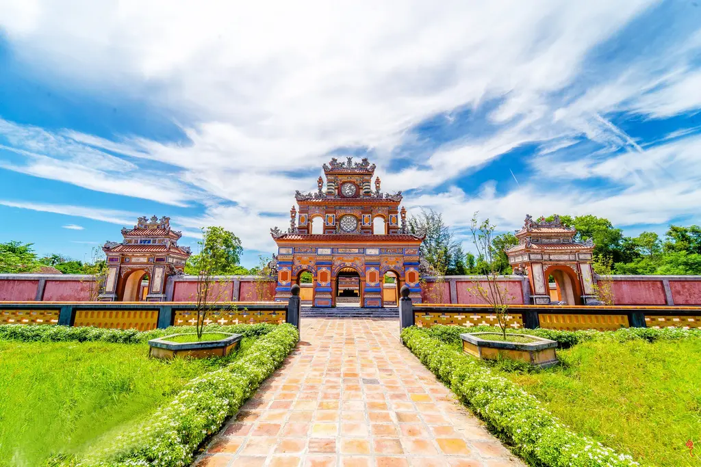 Khám phá An Lăng - Vua Dục Đức (Huế)