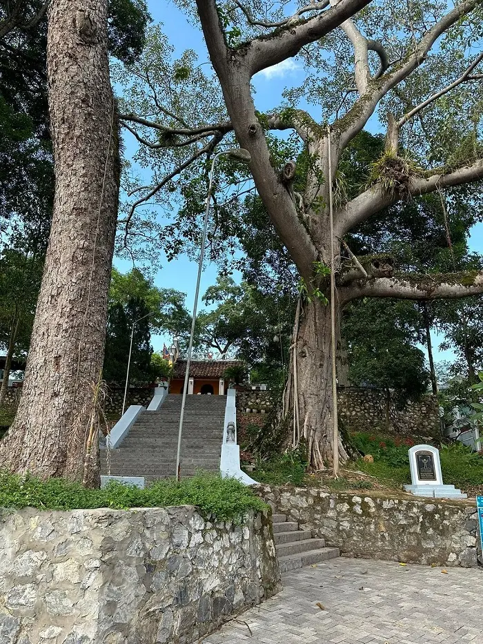 Cảnh quan Đền Kỳ Sầm