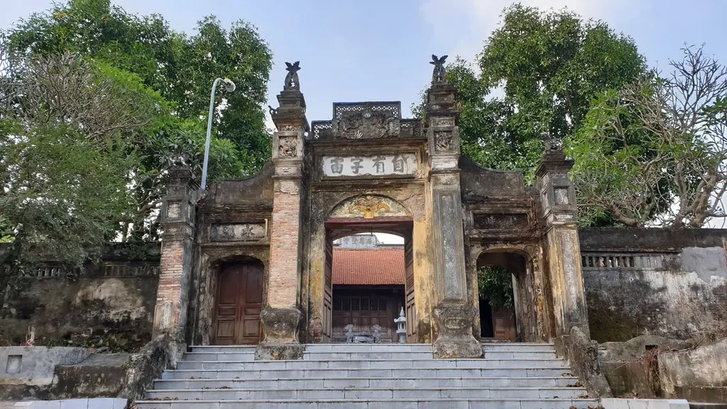 Cổng chùa Tam Sơn
