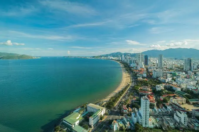 Cảnh sắc di tích danh thắng Vịnh Nha Trang