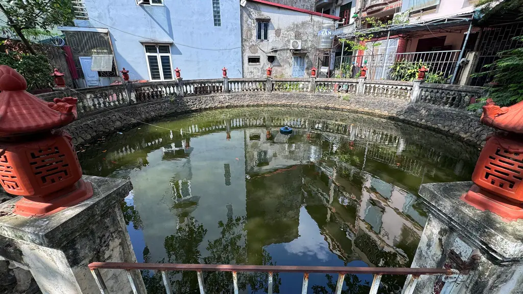 Giếng Chùa Linh Ứng (Chùa Thị Cấm)