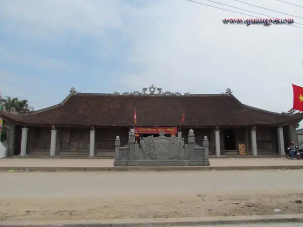 Khuôn viên Đình Lưu Khê