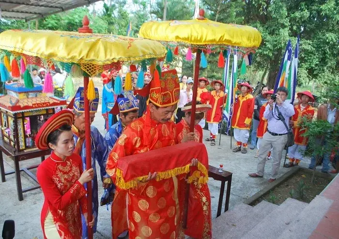 Lễ rước Sắc tại Lễ hội Bà Thu Bồn
