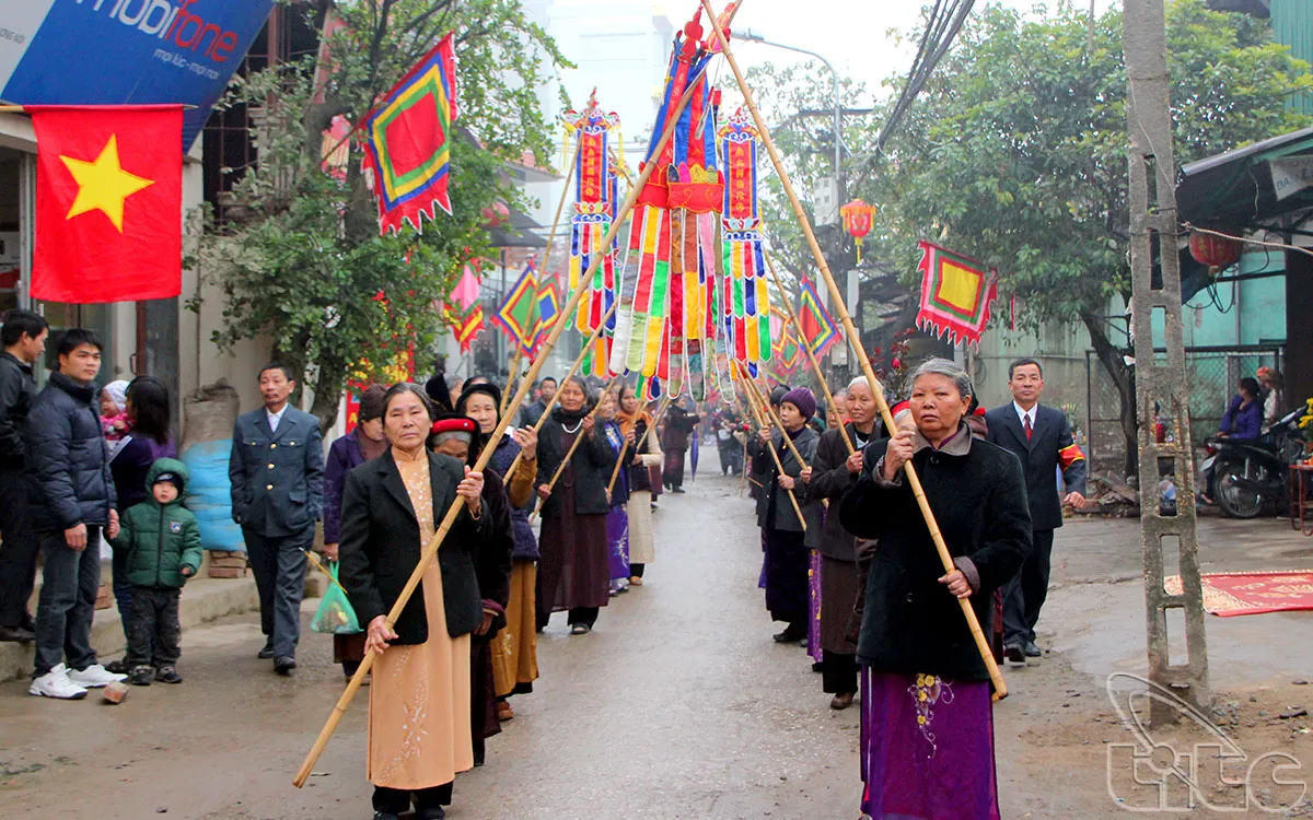 Lễ rước Hội làng La Dương
