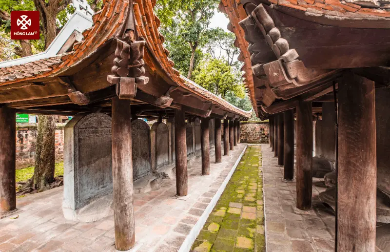 Khu vực Bia Tiến Sĩ tại Văn Miếu - Quốc Tử Giám