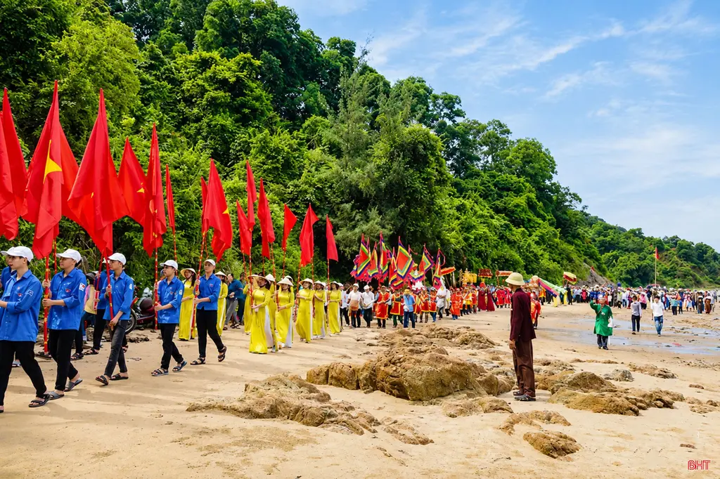 Lễ rước tại Lễ hội đền Lê Khôi (hay Lễ hội đền Chiêu Trưng)