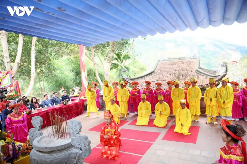 Lễ tế Lễ hội đền thờ vua Lê Thái Tổ