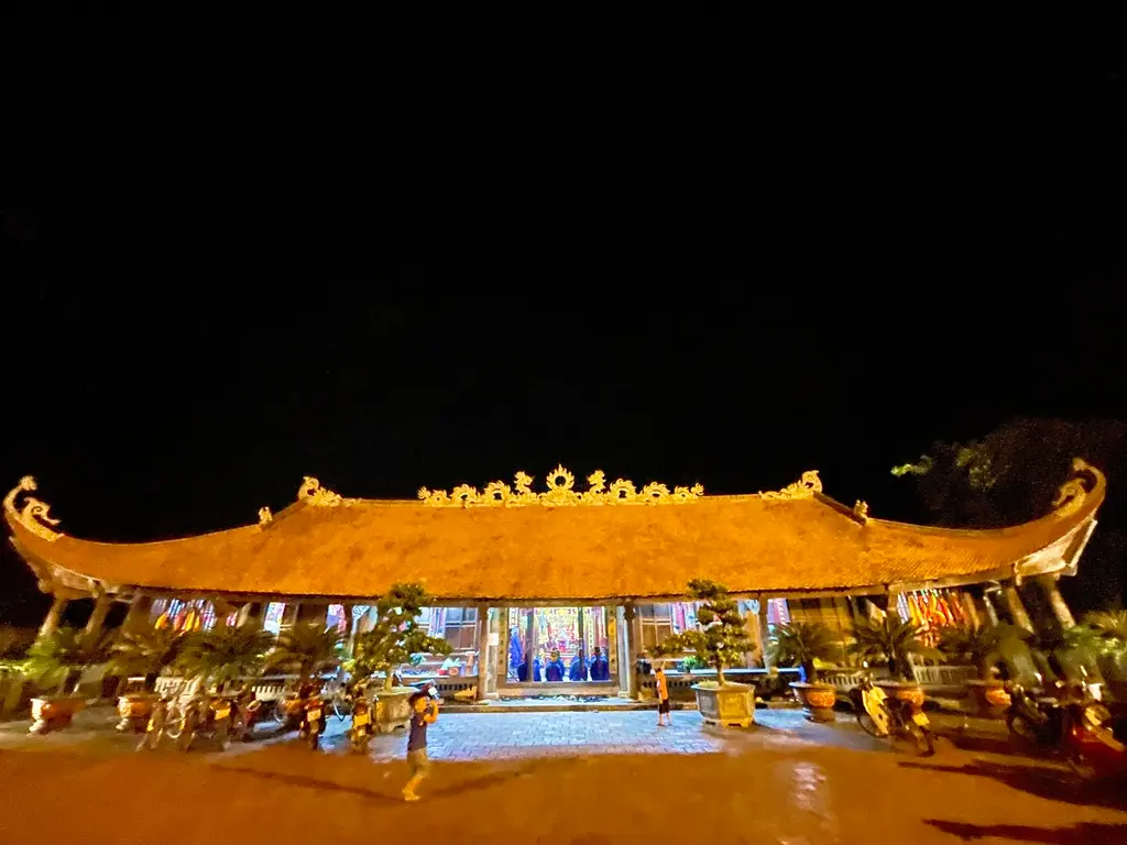 Tổng thể Đình Trà Cổ