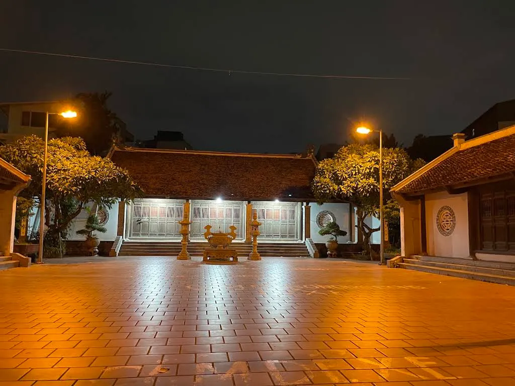 Không gian di tích Đình Bằng Liệt về đêm