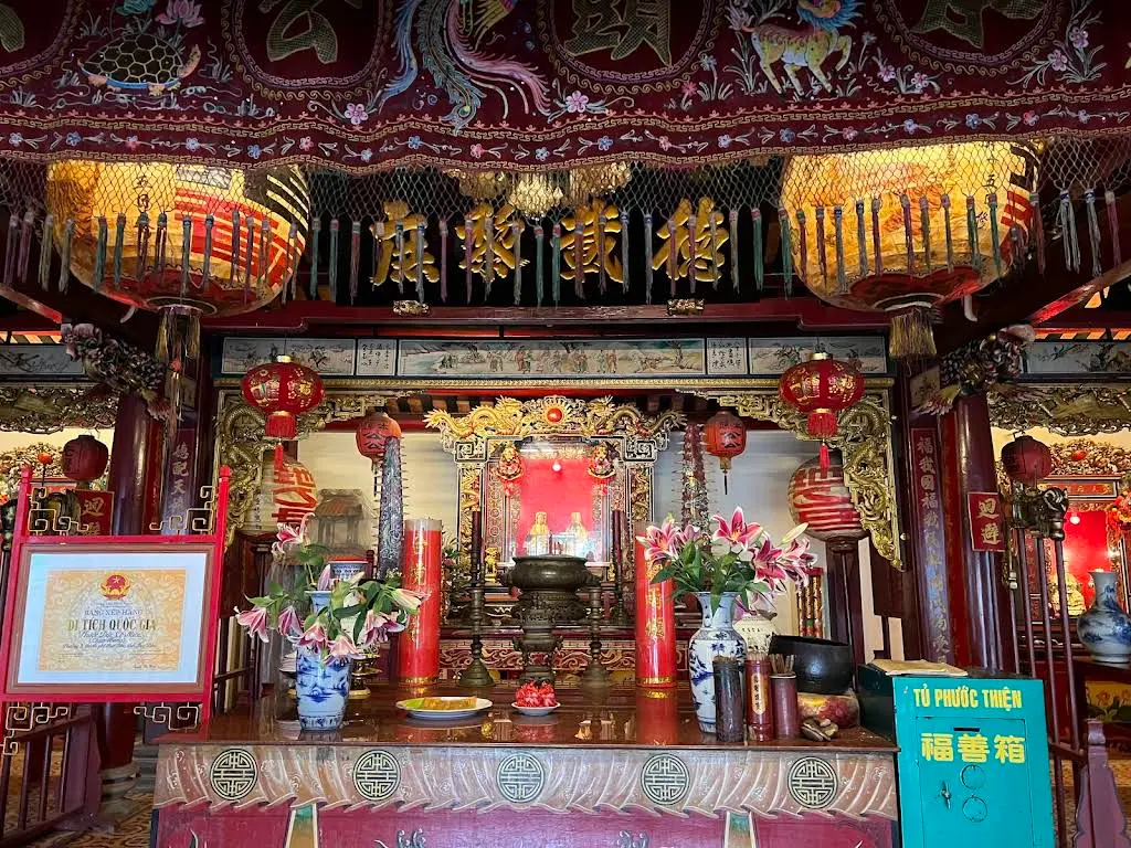Cảnh quan kiến trúc di tích kiến trúc Phước Đức Cổ Miếu (miếu Ông Bổn)
