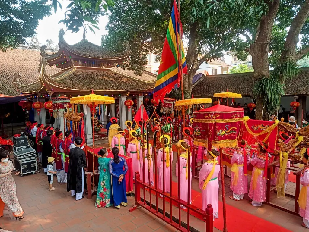 Quang cảnh Hội đình Thượng Cát