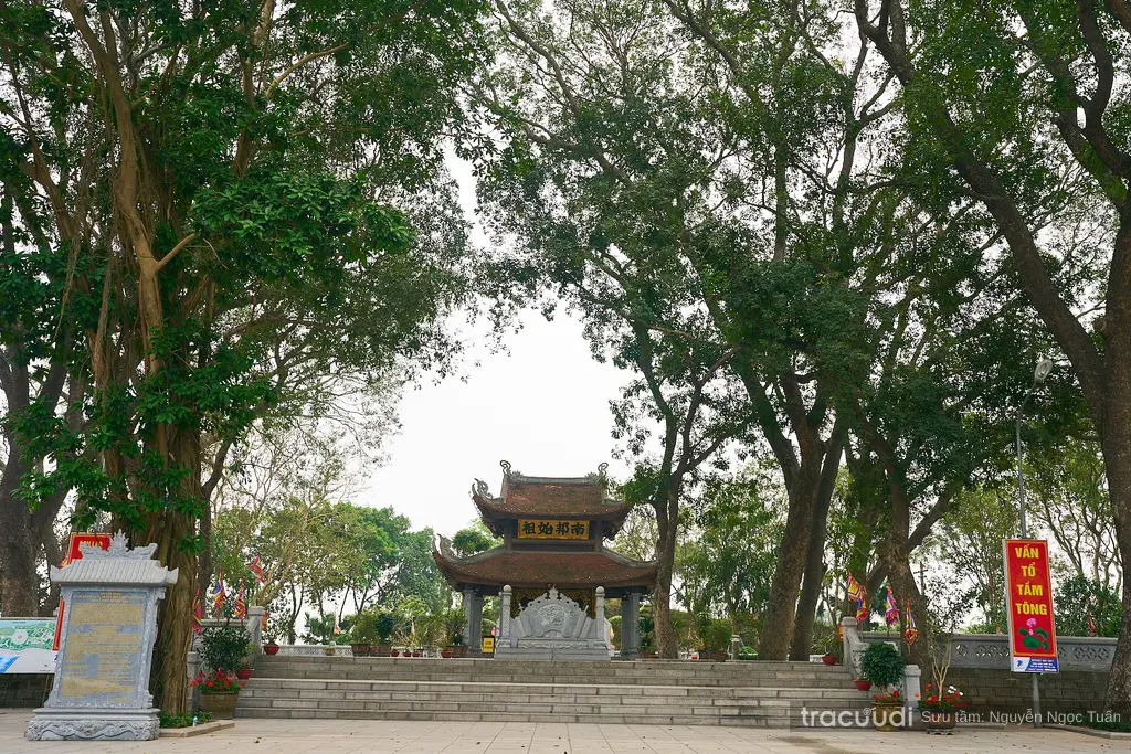 Không gian cảnh quan di tích Lăng Và Đền Thờ Kinh Dương Vương