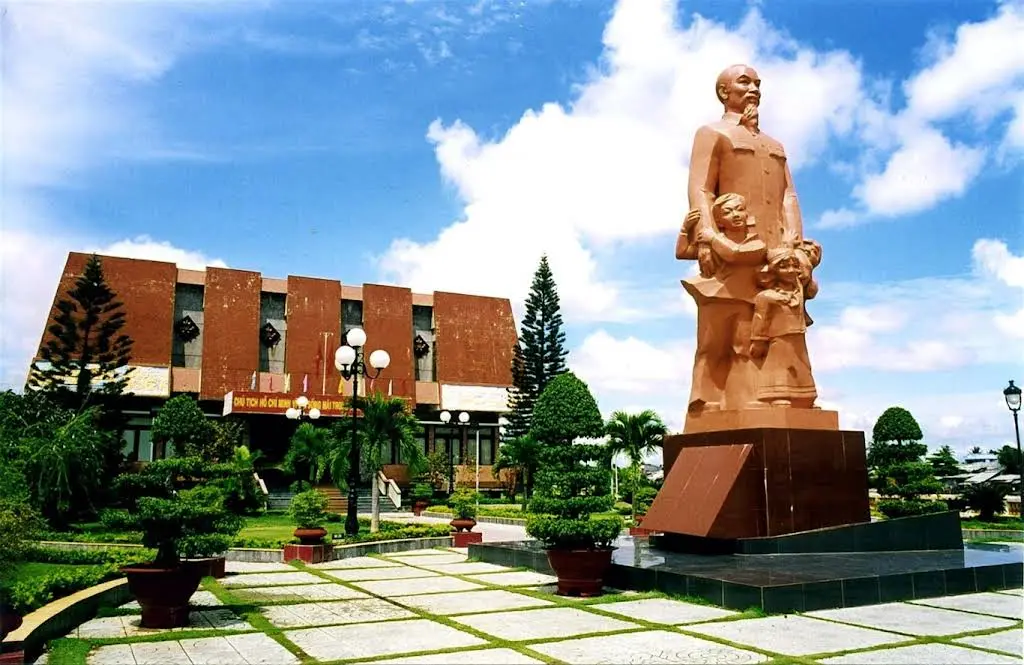 Toàn cảnh di tích lịch sử văn  hóa Trường Dục Thanh