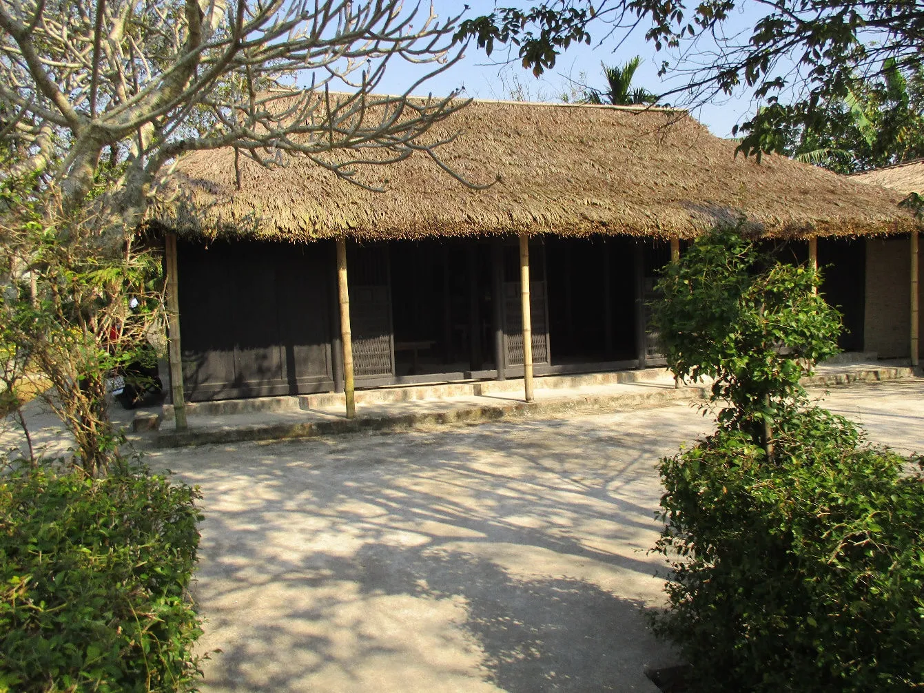 Nhà lưu niệm Chủ tich Hồ Chí Minh