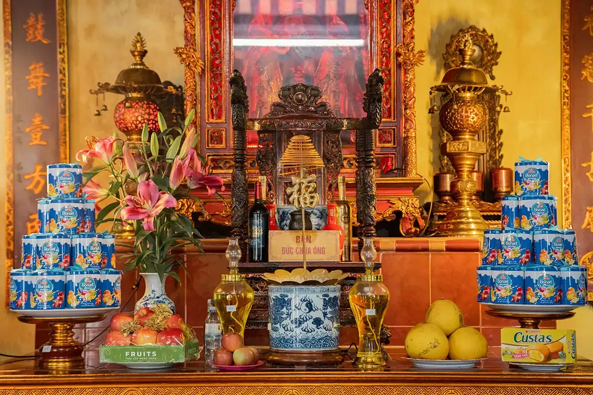 Cảnh quan bên trong Chùa Thiền Quang