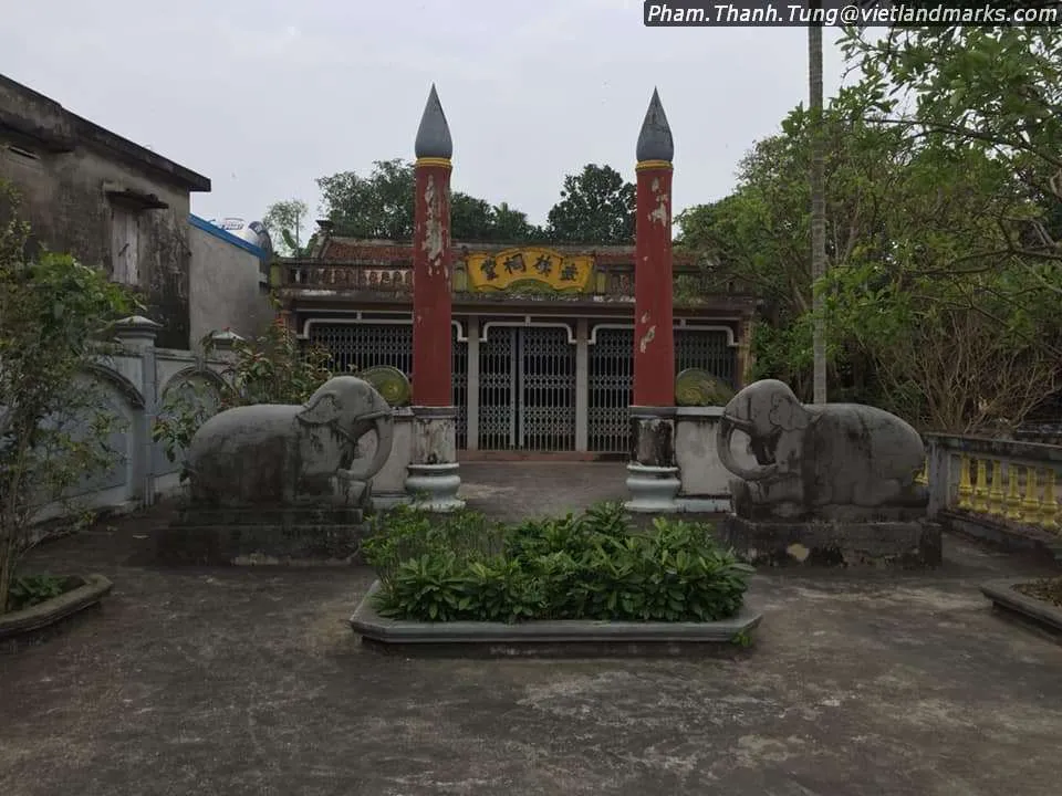 Cảnh quan Lăng quận công Vũ Công Chấn