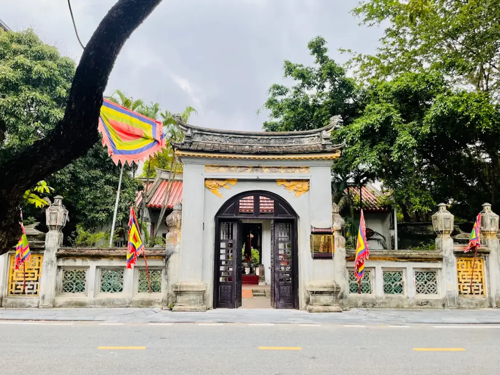 Không gian cảnh quan đền Thiên Hậu