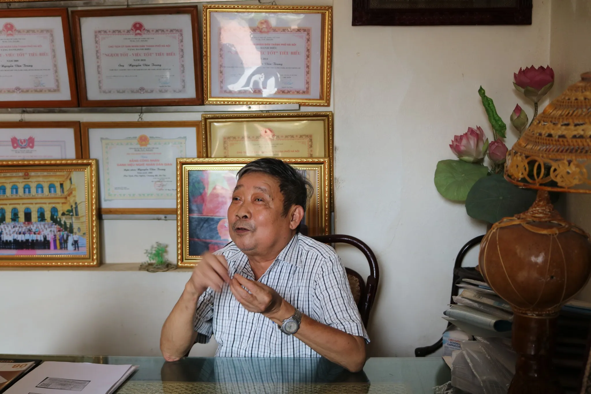 Nghệ nhân nhân dân Nguyễn Văn Trung chia sẻ về chuyện nghề tại gia đình