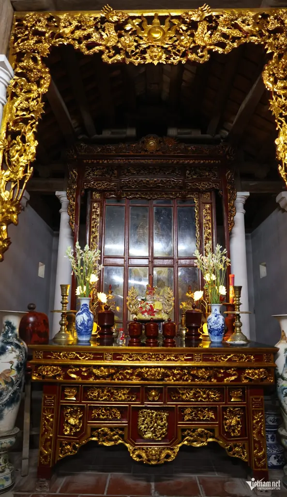 Hậu cung Đền Thờ Đỗ Khắc Chung