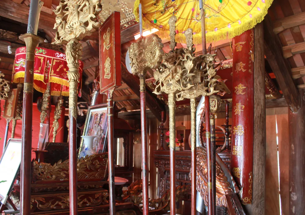 Không gian bên trong Đình Bồng Lai