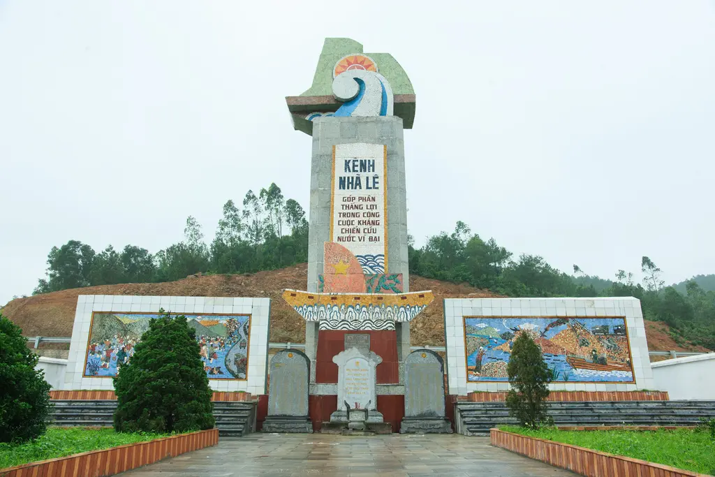 Cảnh quan di tích Sông Nhà Lê