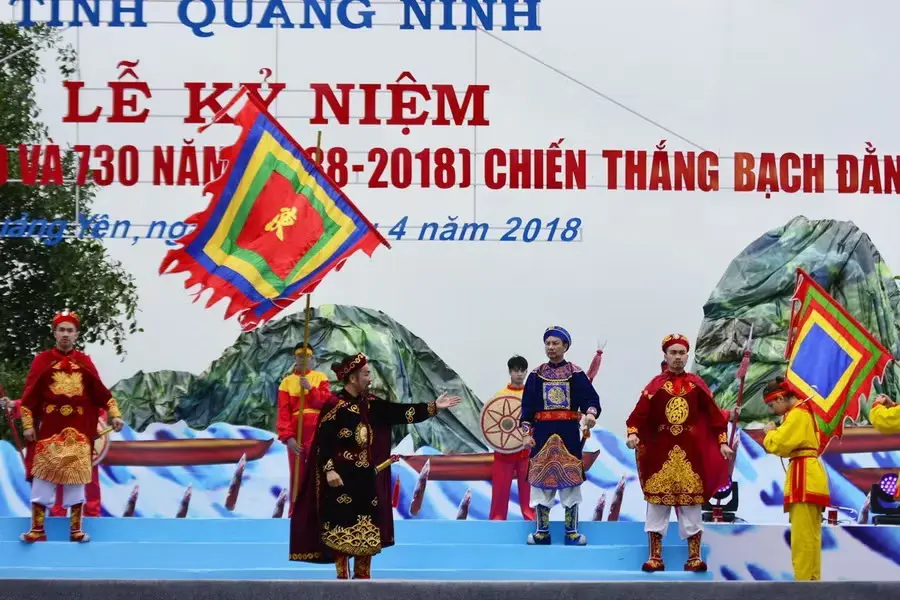 Hoạt cảnh sân khấu tại Lễ hội chiến thắng Bạch Đằng Giang