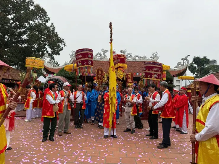 Không gian Lễ hội đình Miêu Nha