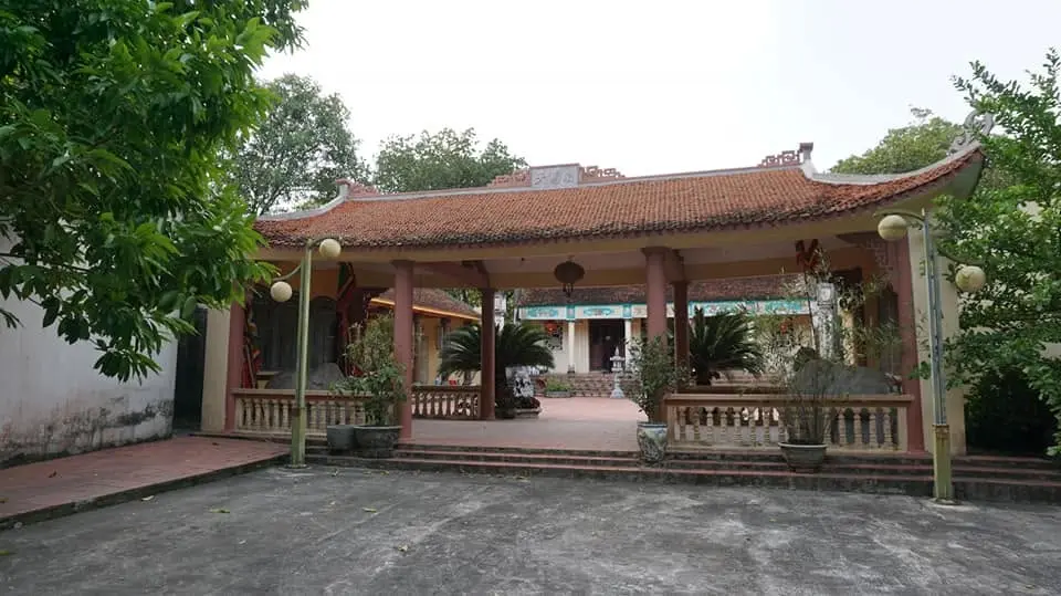 Cảnh quan Đình Thôn Thần