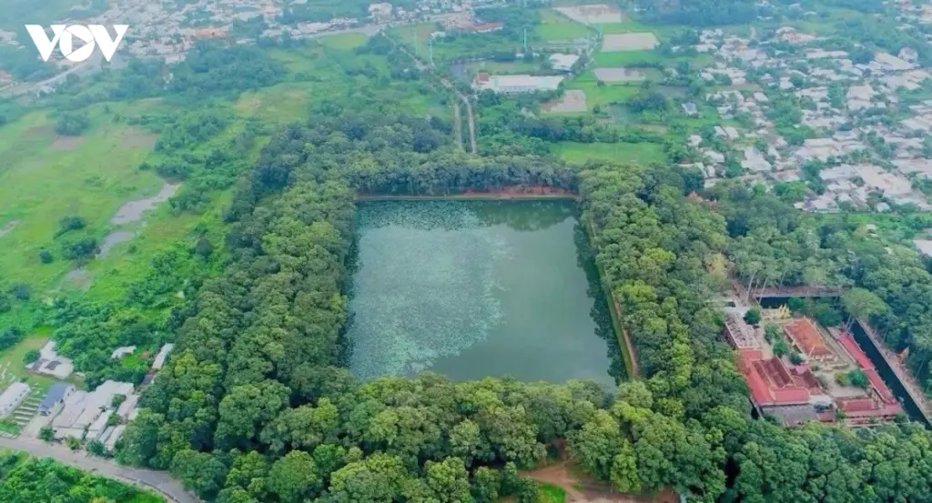 Toàn cảnh Ao Bà Om