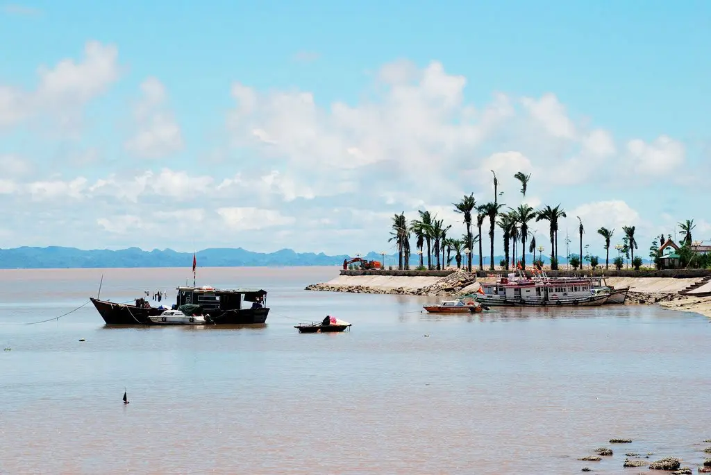 Cảnh quan tại Bến tàu không số K15