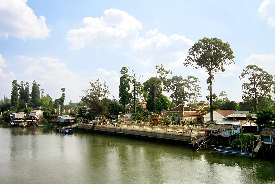 Toàn cảnh Đình Bình Thủy