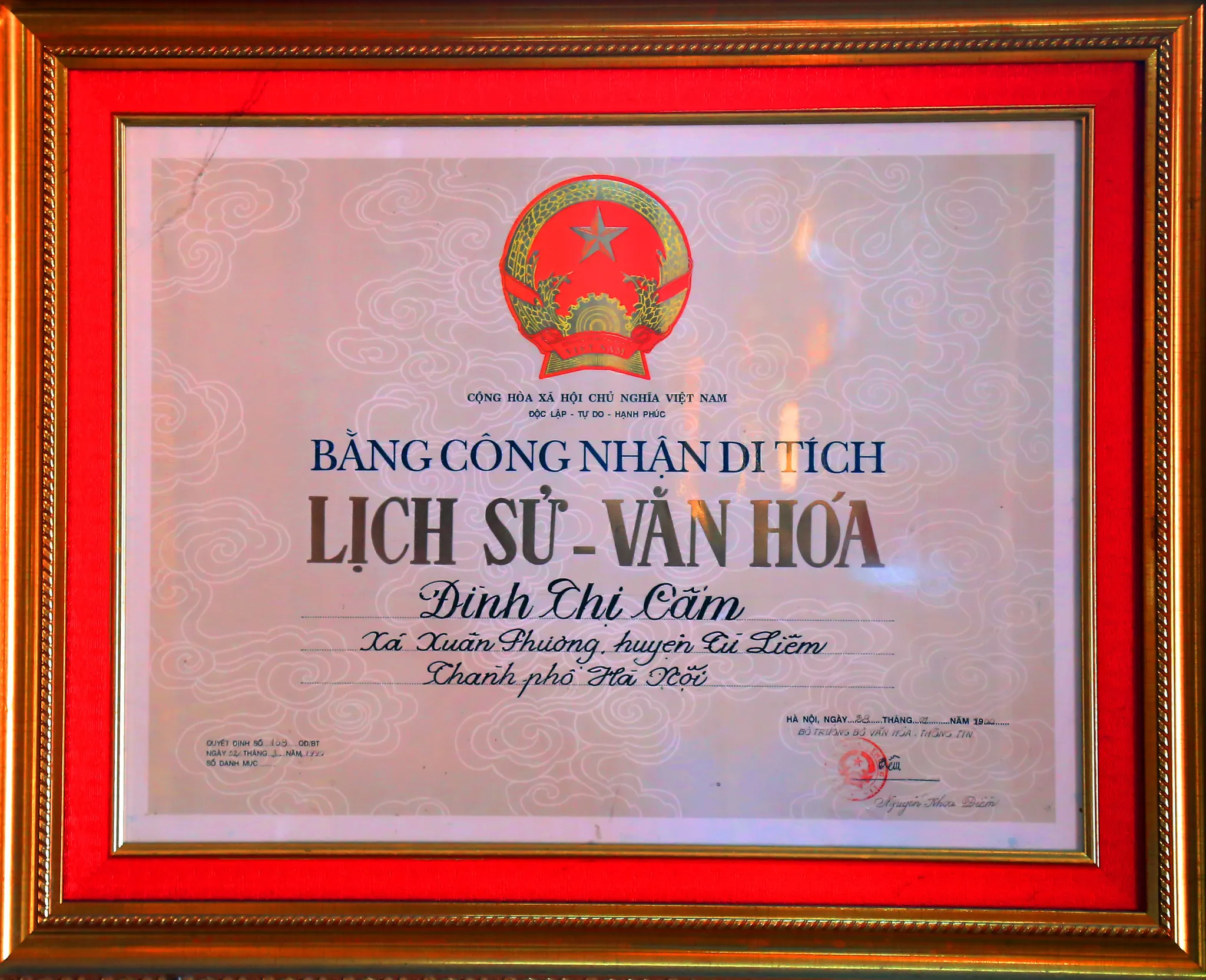Bằng công nhận di tích lịch sử văn hóa đình Thị Cấm