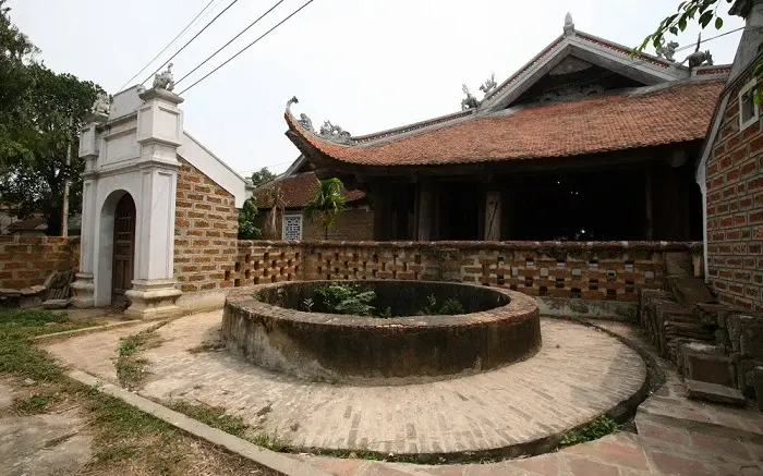 Giếng cổ ở làng