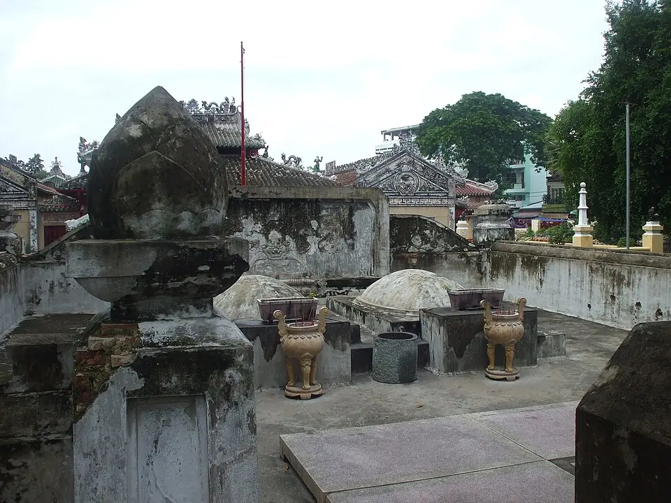 Mộ Tả quân Lê Văn Duyệt và vợ
