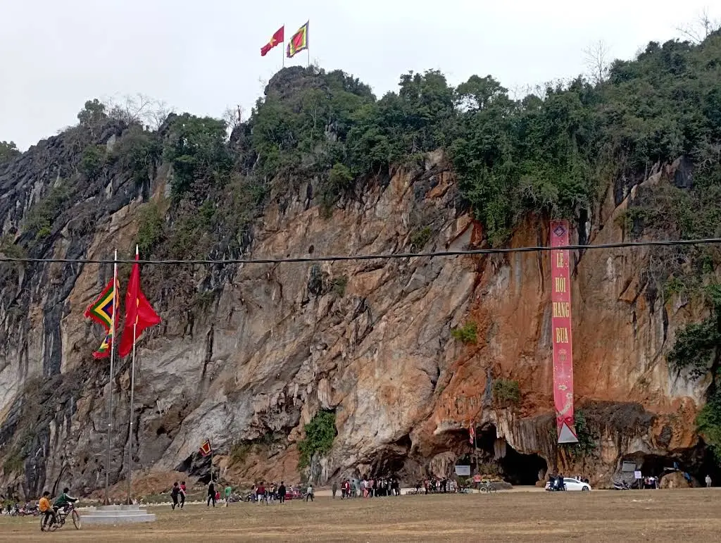 Không gian cảnh quan Thắng Cảnh Hang Bua