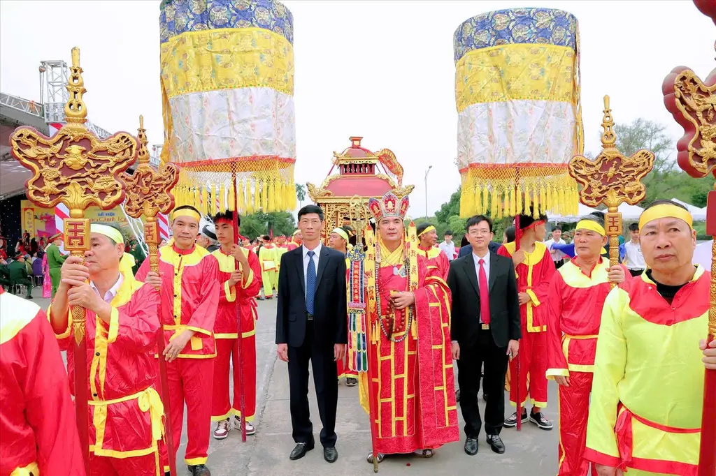 Lễ rước tại Lễ hội chùa Quỳnh Lâm