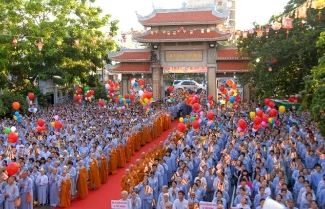 Toàn cảnh Lễ hội Chùa Vĩnh Nghiêm