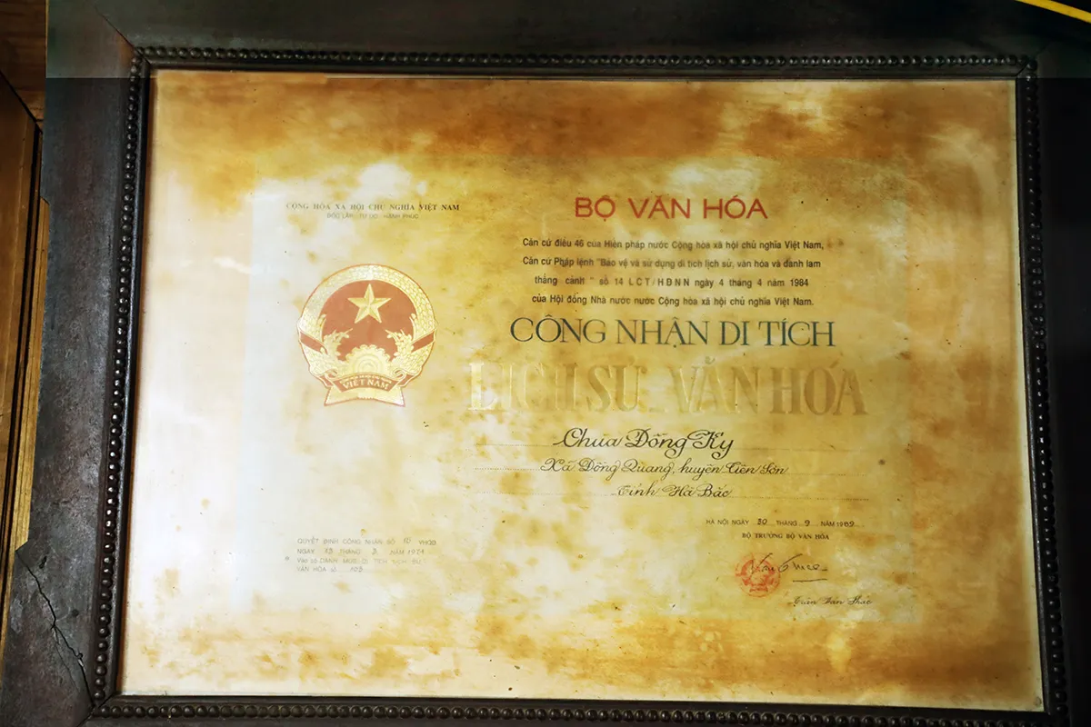 Bằng công nhận di tích của Chùa Đồng Kỵ
