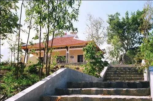 Hình ảnh cảnh quan khu di tích khảo cổ học Thành Hồ