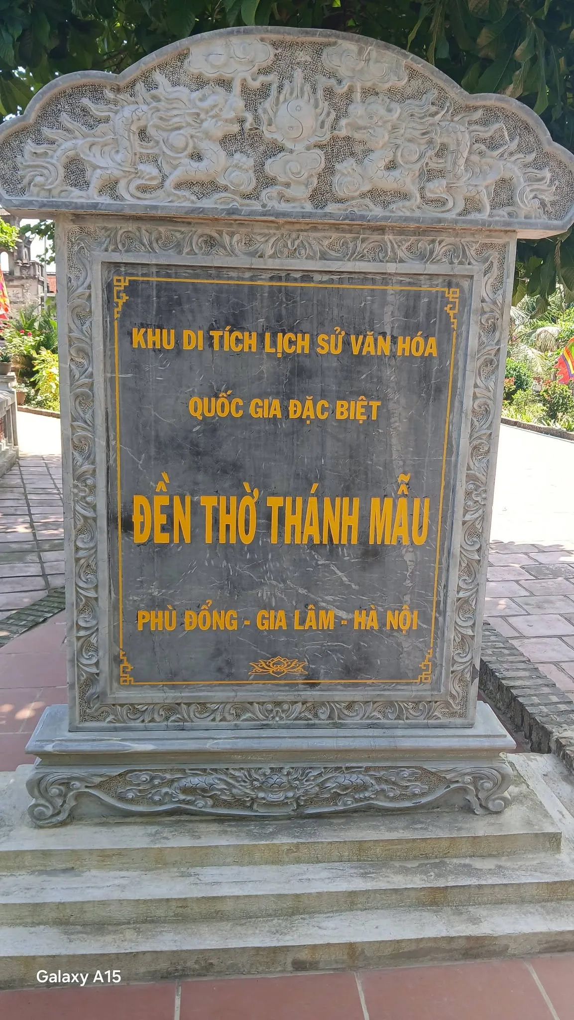 Bia di tích đền thờ Thánh Mẫu